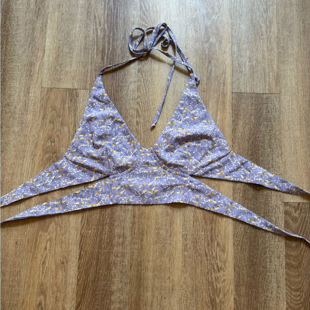 La Hearts lavender floral butterfly tie crop top